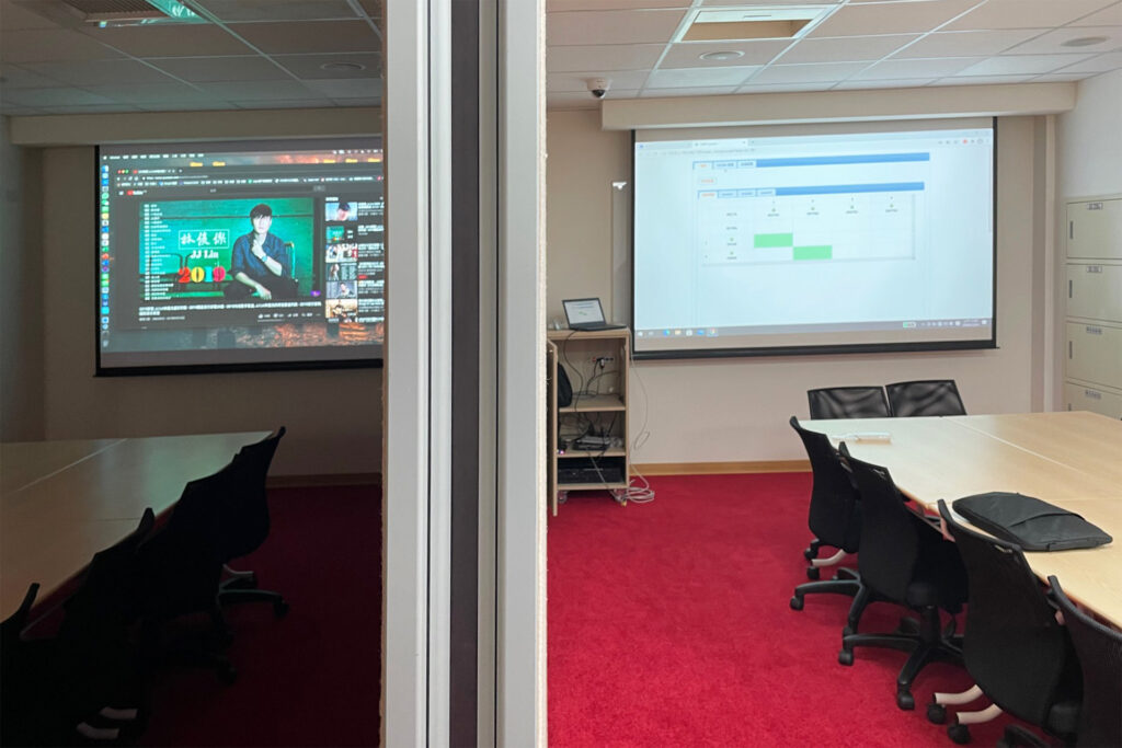 Flexible Audiovisual Switching Solution for Meeting Rooms: Creating Smart Collaborative Spaces